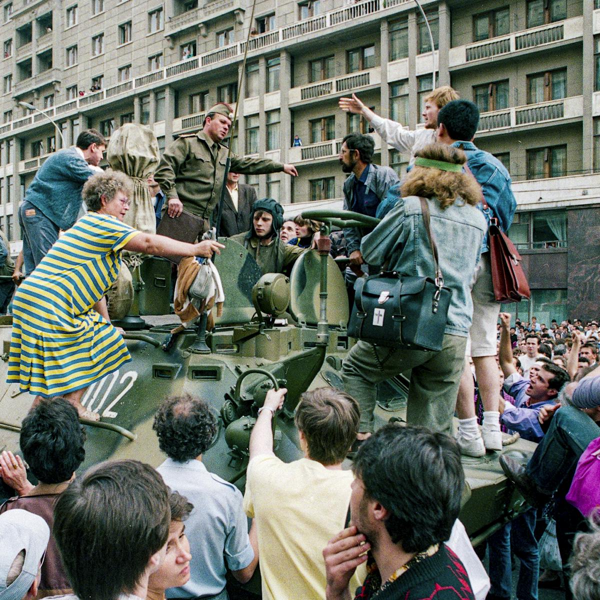 This December Is The 30th Anniversary Of The Fall Of The Soviet Union How Does An Empire Collapse This December Is The 30th Anniversary Of The Fall Of The Soviet Union How Does An Empire Collapse