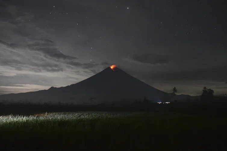 Mt Semeru eruption