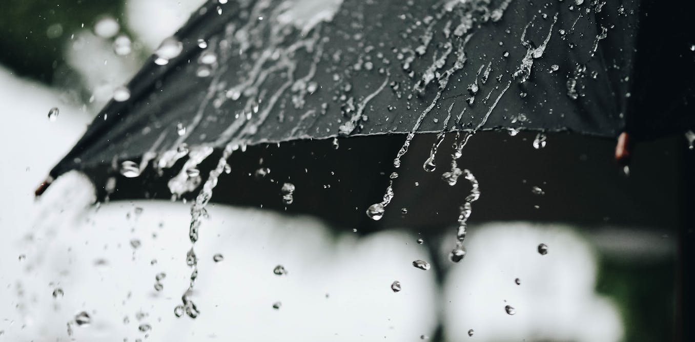 What's the record for how long it's ever rained without stopping?