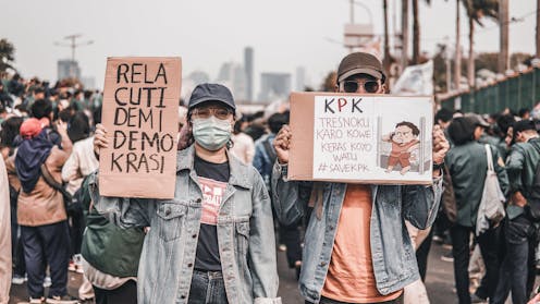 Demokrasi digital di ujung tanduk: aktivisme anak muda terus berevolusi, negara hanya merespons dengan represi