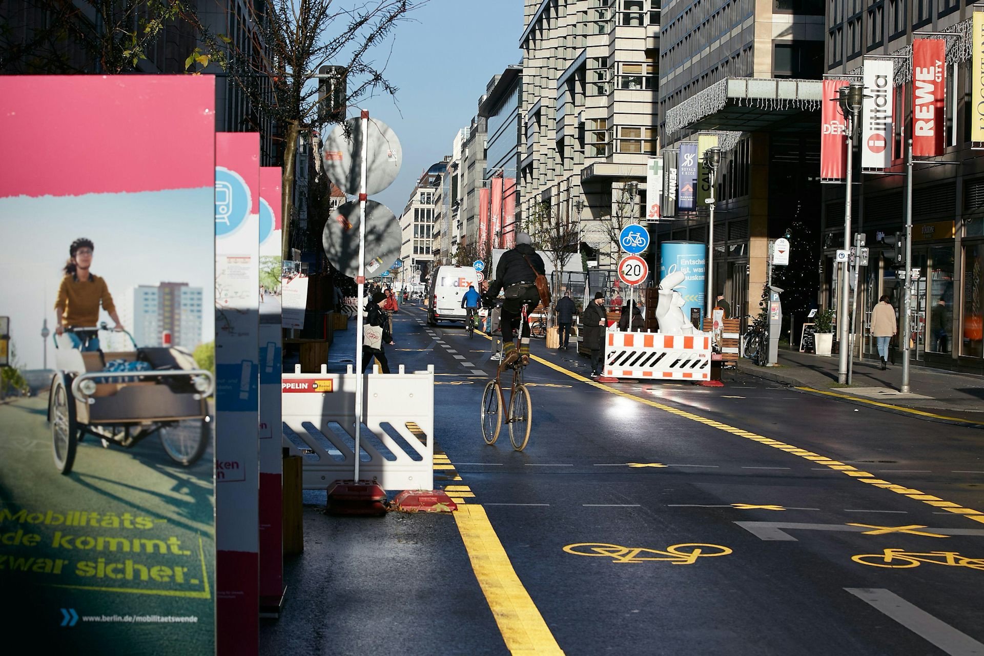 Parklets, traffic-free zones and outdoor eating: how COVID is transforming our cities