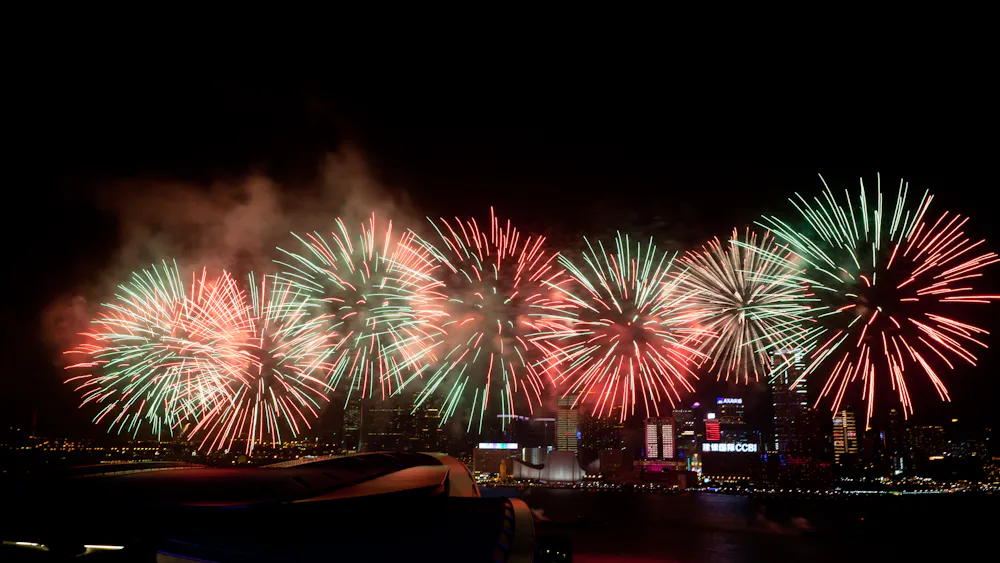 Colour Components How do fireworks work? A pyrotechnics chemist explains the science ...