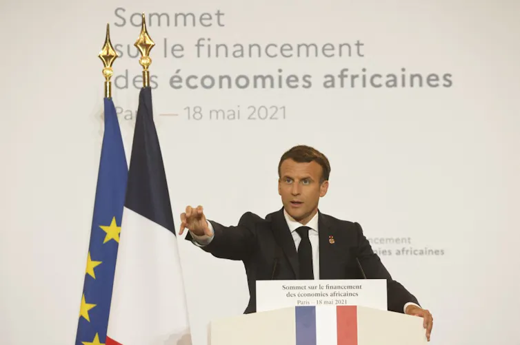 Emmanuel Macron s’exprime lors du Sommet sur le financement des économies africaines tenu à Paris le 18 mai 2021. Ludovic Marin/AFP.