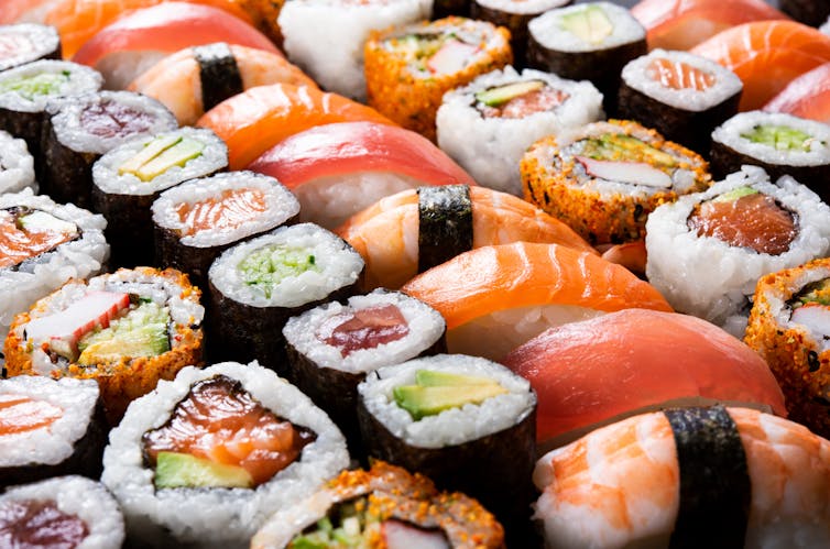¿Compensa comer sushi a pesar de los riesgos que tiene el pescado crudo?