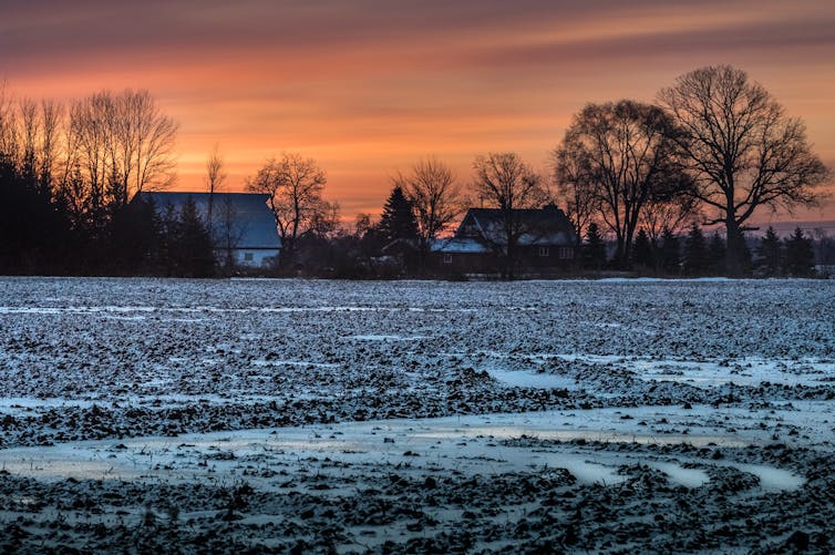 How the Earth’s tilt creates short cold January days