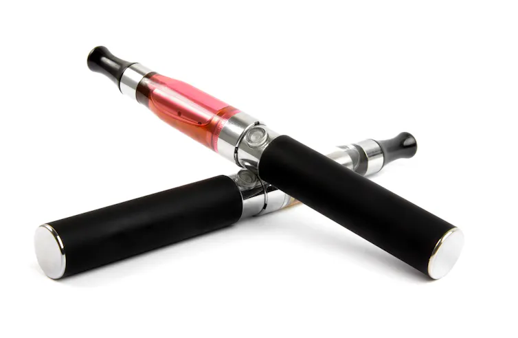 Heated tobacco: a new review looks at the risks and benefits Heated tobacco: a new review looks at the risks and benefits