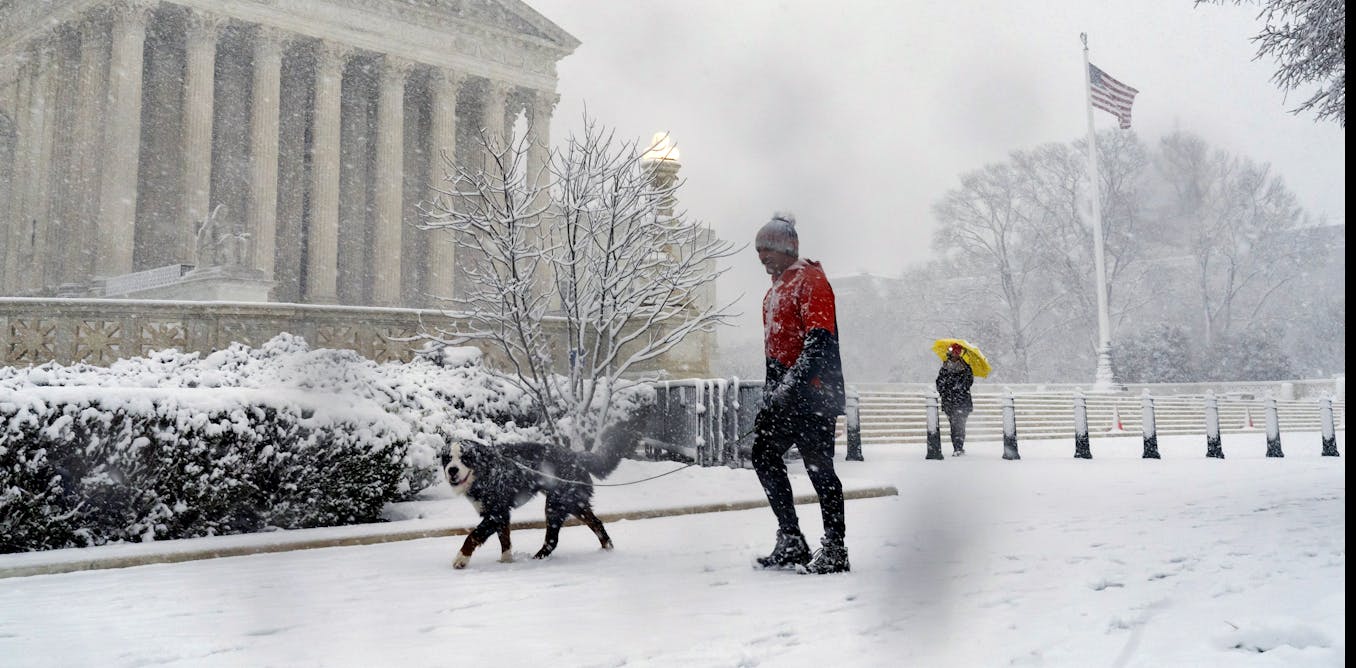 Supreme Court considers derailing federal vaccine mandates appears Supreme Court considers derailing federal vaccine mandates appears