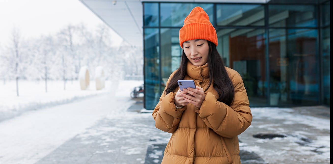 Texting for wellness: Using digital mental health tools for support in another COVID-19 winter