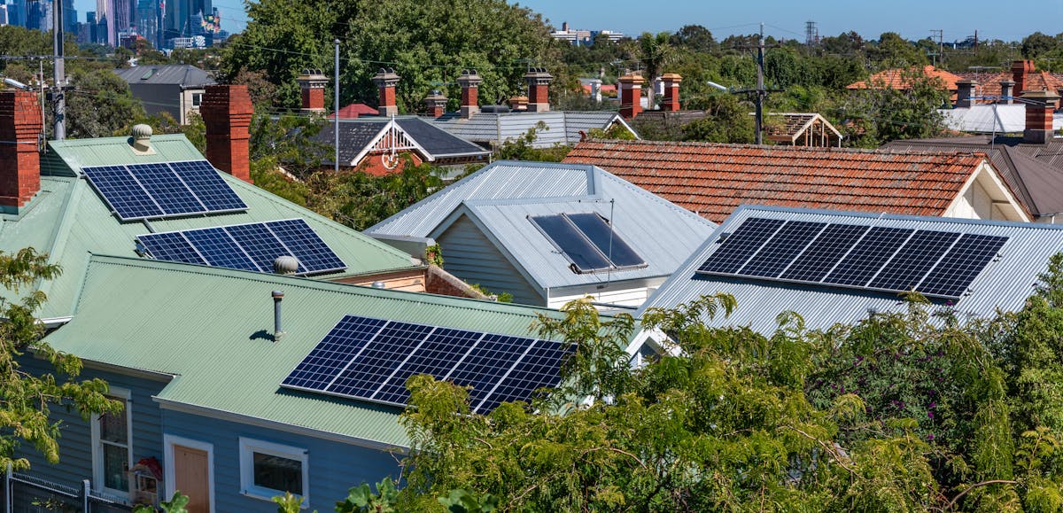 Wreed hel Metalen lijn 4 ways to stop Australia's surge in rooftop solar from destabilising  electricity prices