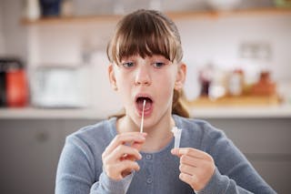 Omicron Viral Load Can Be At Its Highest At Day Five So Cutting Isolation Period Doesn T Make Sense Omicron Viral Load Can Be At Its Highest At Day Five So Cutting Isolation Period Doesn T Make Sense