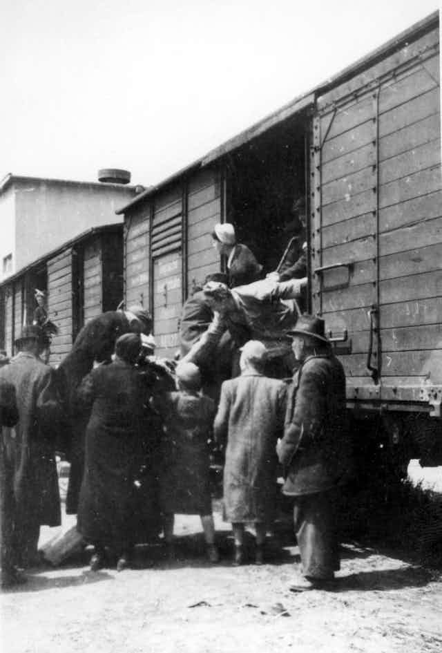 Cómo pudo un diplomático español salvar del Holocausto a más de 5 000 judíos  húngaros?