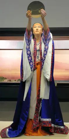 A sculpture of Queen Himiko.