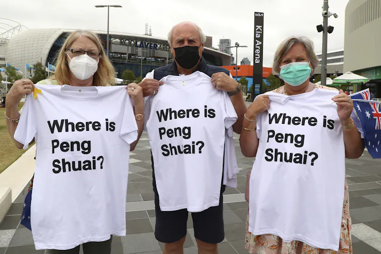 Supporters of Chinese tennis player Peng Shuai
