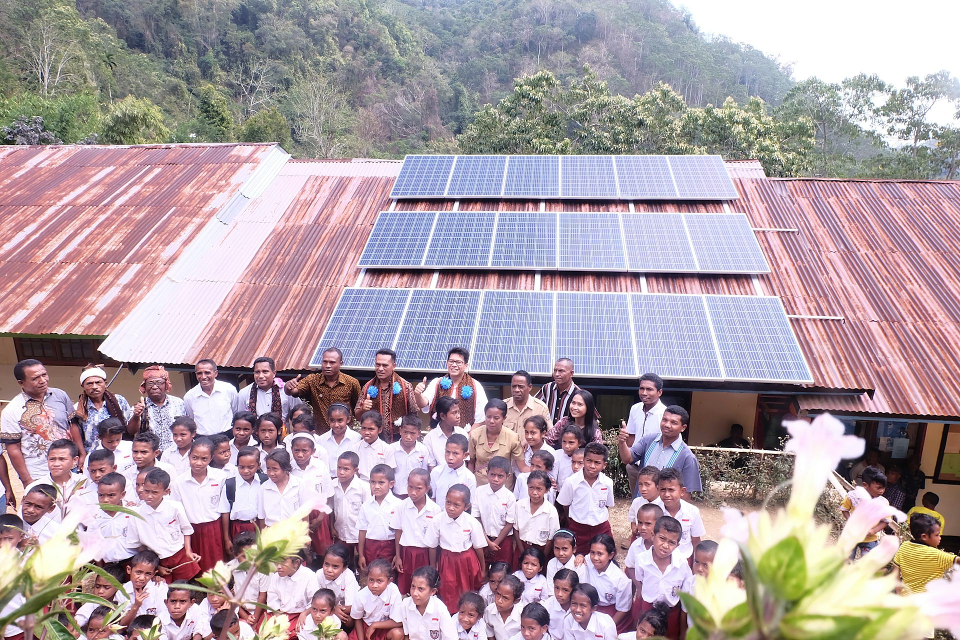 Mengapa program listrik pemerintah belum sanggup mendorong pemerataan kesejahteraan