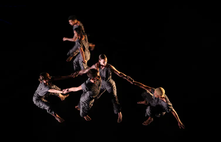 Six dancers