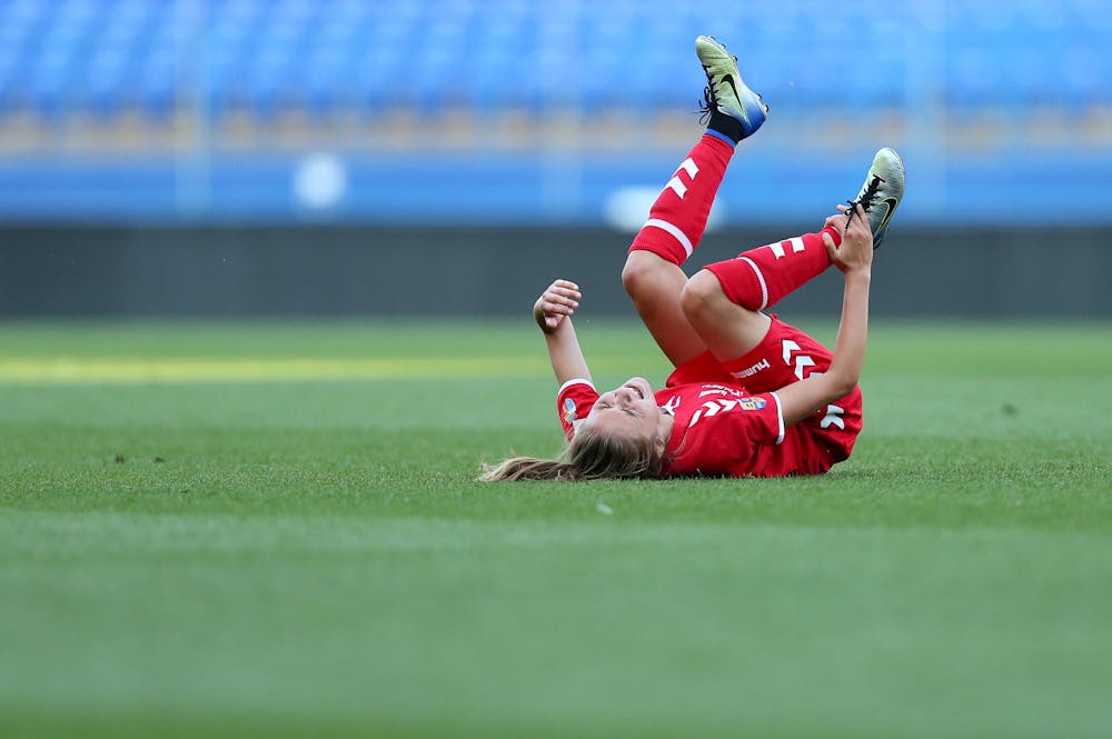 Por qué hay tantas lesiones de rodilla en el fútbol femenino? Te