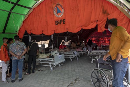 Kasus COVID masih tinggi: bagaimana pandemi menggeser “hospital” ke “home-spital”