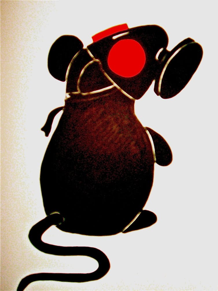 Plants release chemical weapons and deploy insect armies in their defence