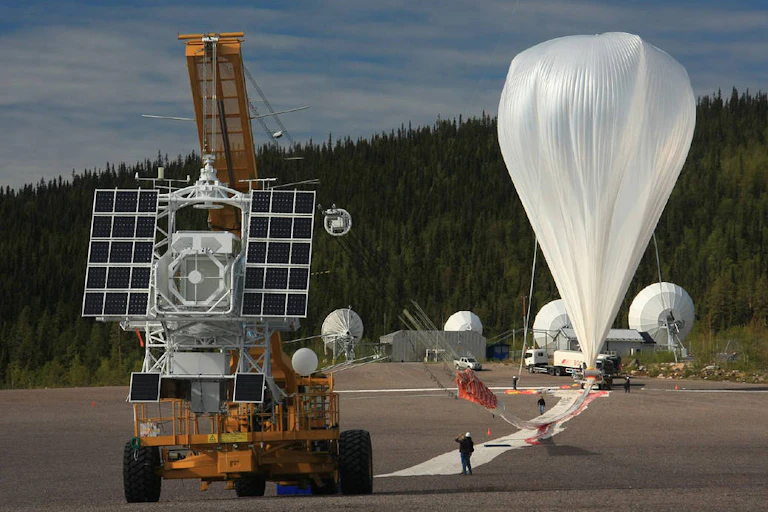 Lanzamiento de SUNRISE I desde el Centro Espacial de Esrange, Suecia (2008)