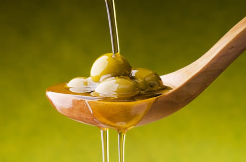 La importancia de que el aceite de oliva sea virgen para prevenir el cáncer de mama