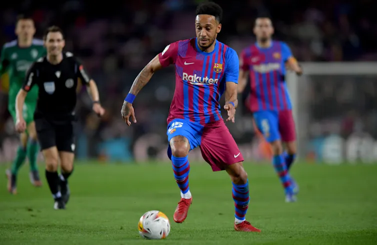 Pierre-Emerick Aubameyang sur le terrain