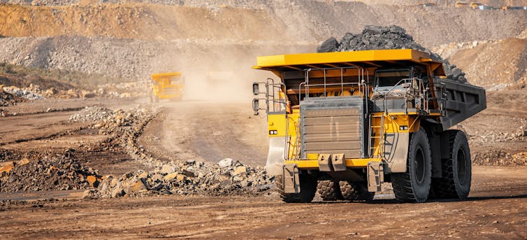 Coal mining truck