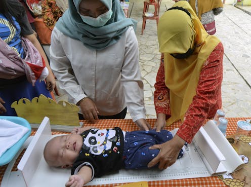 Riset: makanan bayi dan anak di Indonesia kurang beragam. Mengapa bisa begitu dan apa dampaknya?