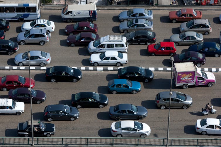 A five-lane dual carriageway seen from above.