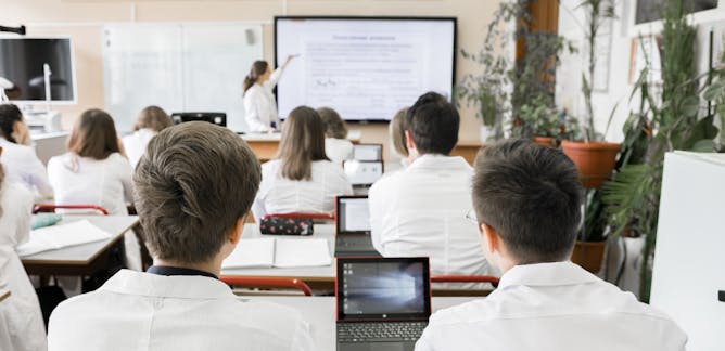 Diving into High School Education: A Comprehensive Guide Diving into High School Education: A Comprehensive Guide