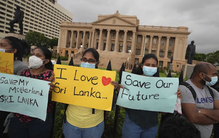 an essay about economic crisis in sri lanka