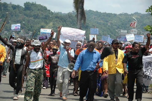 Bagaimana pemekaran wilayah bisa memecah kaum adat Papua dan memperparah kerusakan hutan