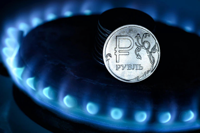 Gas burner with rouble coin.