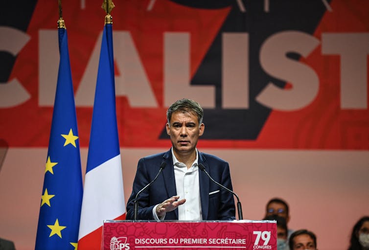 Le premier secrétaire du PS Olivier Faure prononce un discours lors du 79ᵉ congrès du Parti socialiste français (PS) à Villeurbanne, le 19 septembre 2021