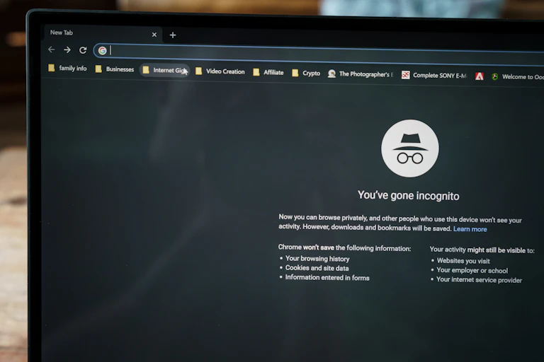 A computer screen in incognito mode.