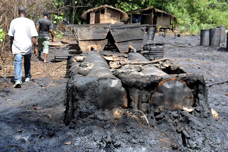 Three things that can go wrong at an illegal oil refinery in Nigeria