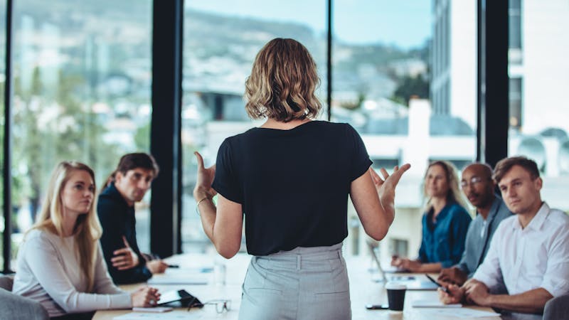 Cómo desarrollar las virtudes del líder Cómo desarrollar las virtudes del líder