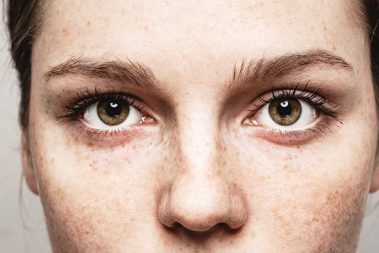 Ojos de mujer, primer plano.