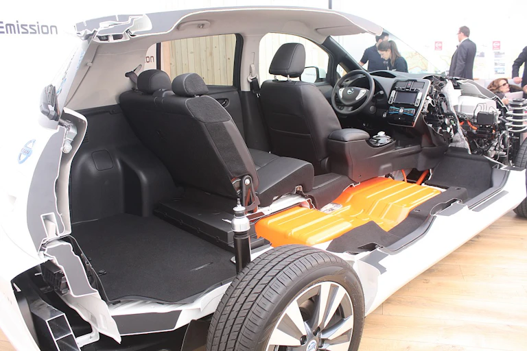Nissan Leaf en coupe