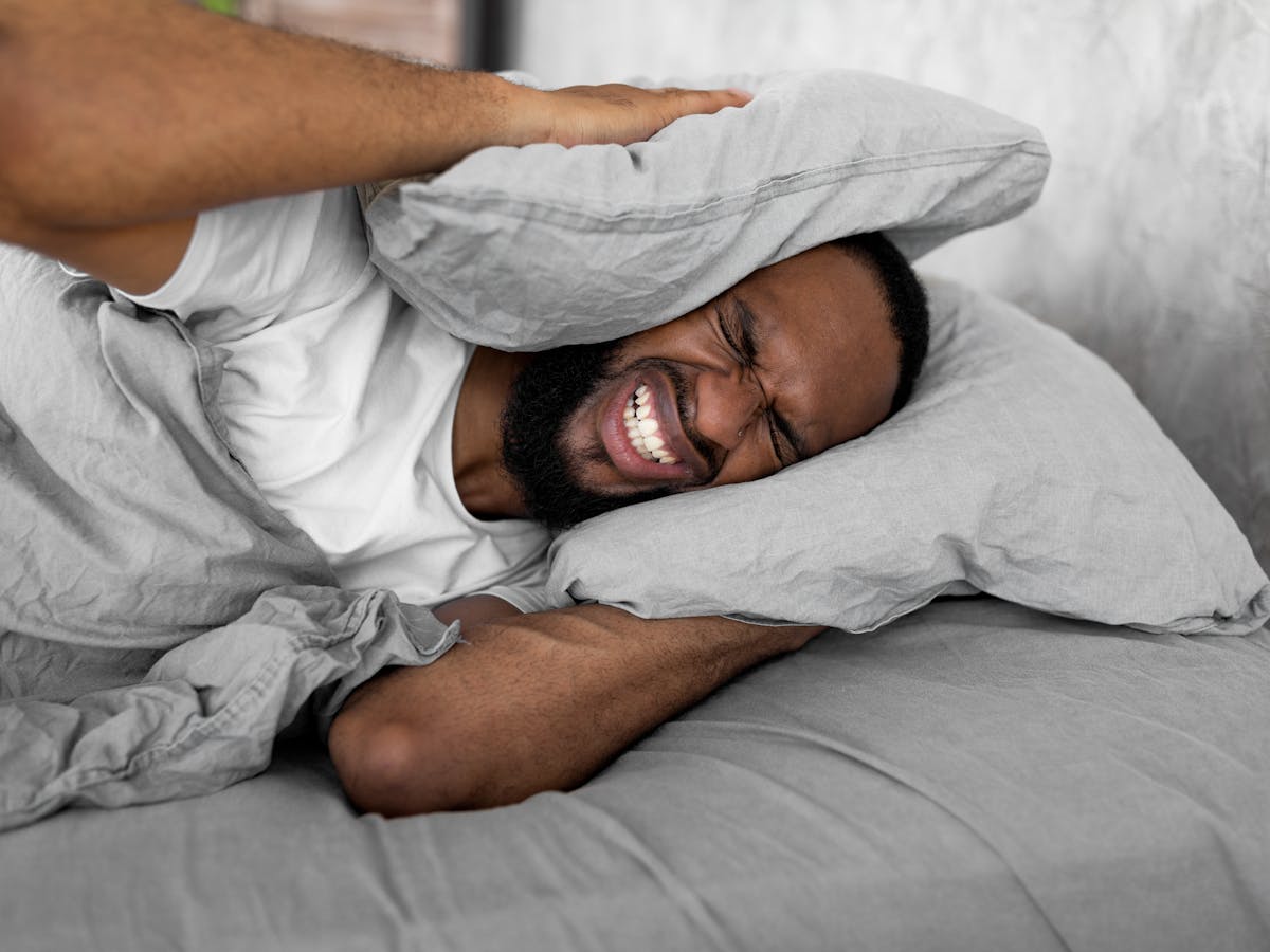 Tinnitus Seems Linked With Sleep Understanding How Could Bring Us Closer To Finding A Cure Tinnitus Seems Linked With Sleep Understanding How Could Bring Us Closer To Finding A Cure