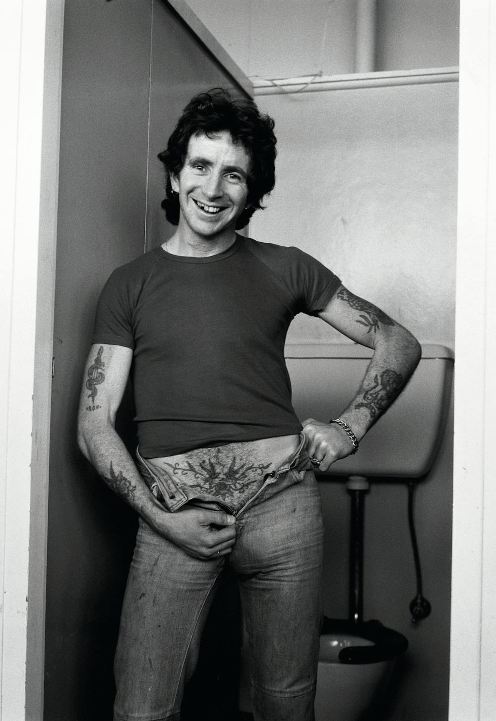 Ac dc money talks dollar bill trade me Ac dc money talks dollar bill trade me