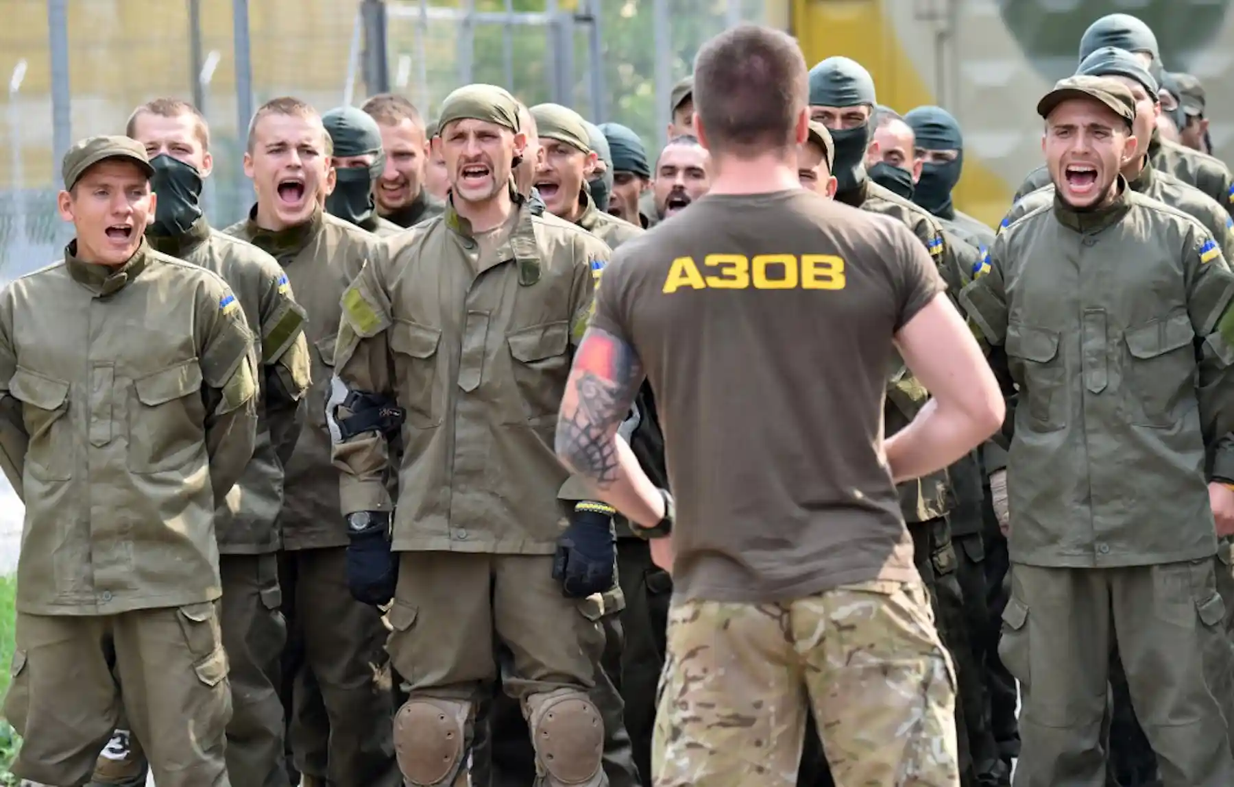 Azoz Regiment Qu’est-ce que le régiment Azov, ce bataillon ultra-nationaliste devenu ...
