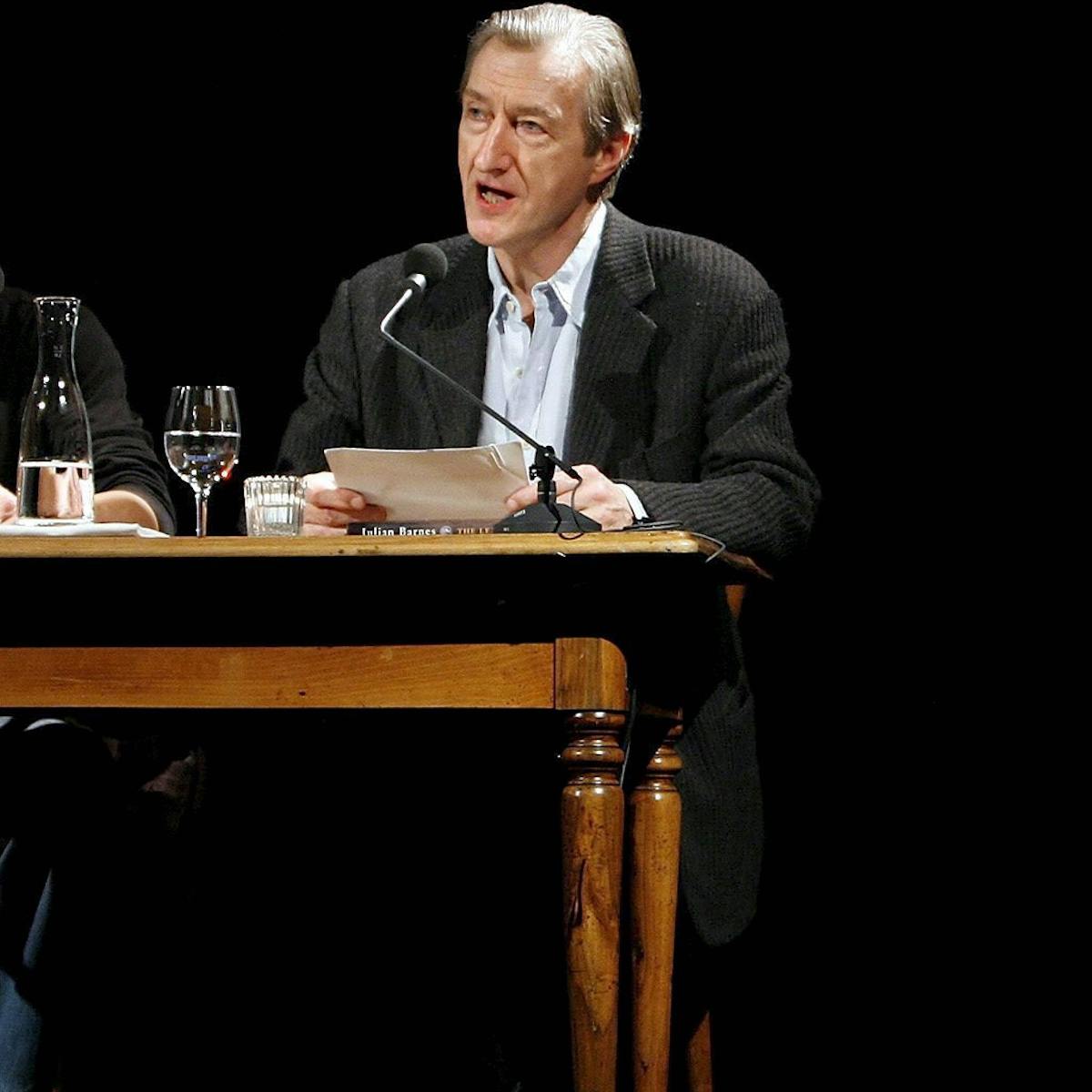 Julian Barnes Sense Of An Ending A Fine And Curious Short Novel