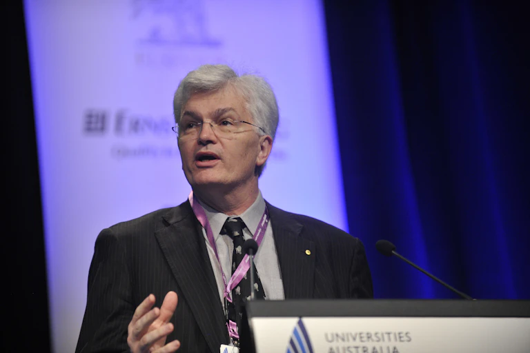 Glyn Davis