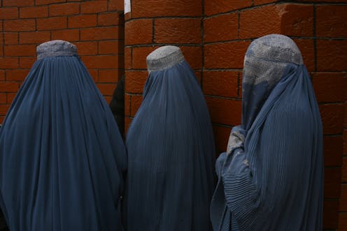 Las mujeres afganas retroceden 20 años sin que la comunidad internacional reaccione Las mujeres afganas retroceden 20 años sin que la comunidad internacional reaccione
