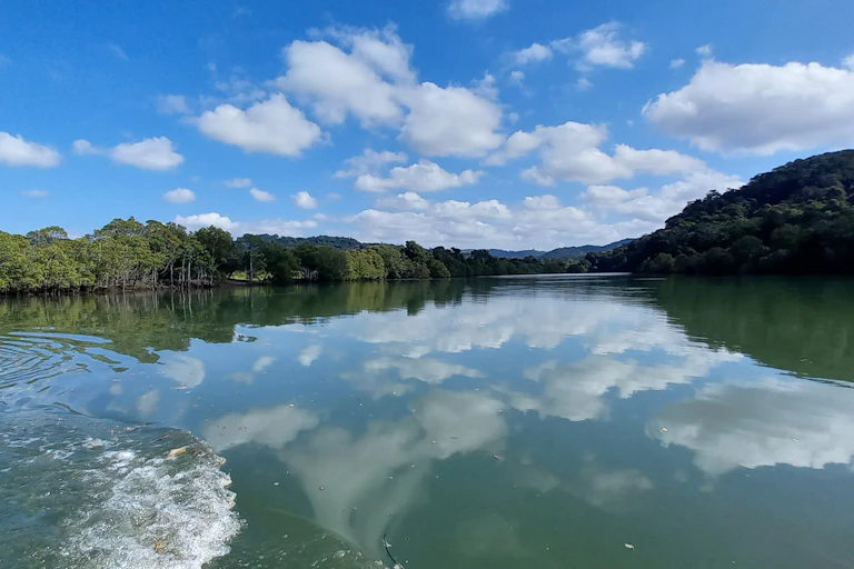 a photo of a water way