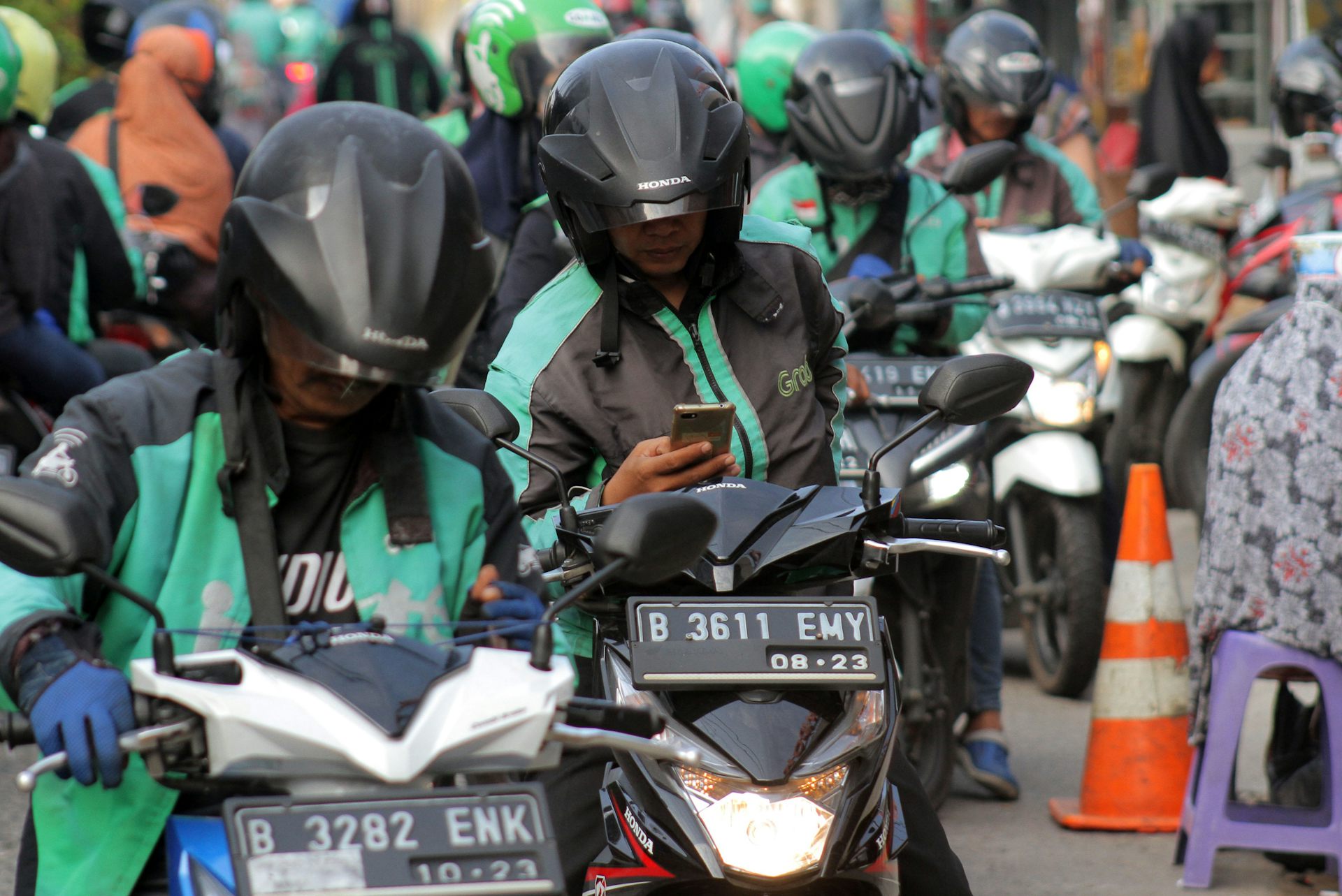 Ojek online bisa dimanfaatkan untuk memangkas polusi udara Jakarta, ini 3 caranya