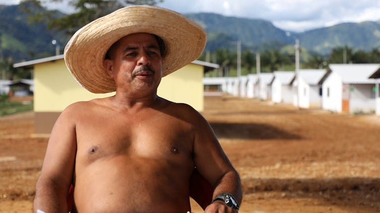 En un campo de reinserción para exguerrilleros colombianos: “Las palabras de reconciliación son ahora nuestras únicas armas”