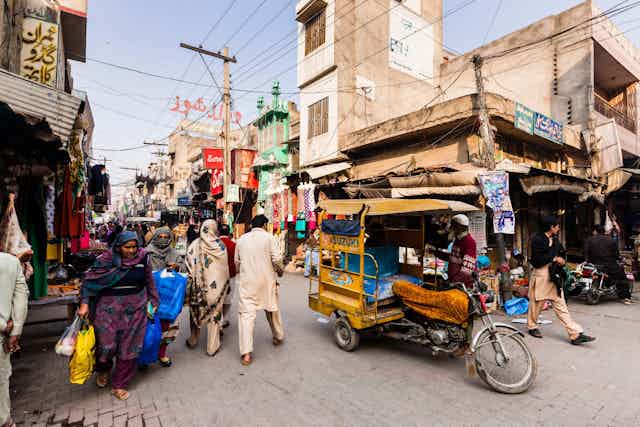Pakistan Bankruptcy Pakistan Economic Crisis : Pakistan stares