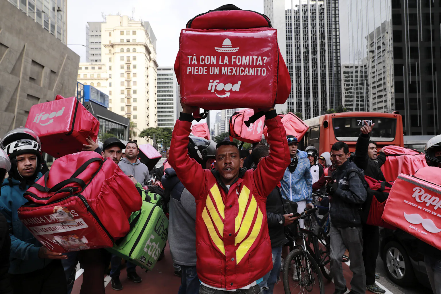 Digital labour platforms subject global South workers to ‘algorithmic ...