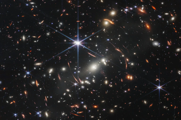 La toute première image du JWST montrant des galaxies lointaines
